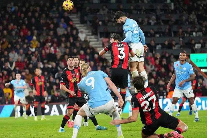 Manchester City vẫn cần phải thi đấu tốt để đảm bảo top 4